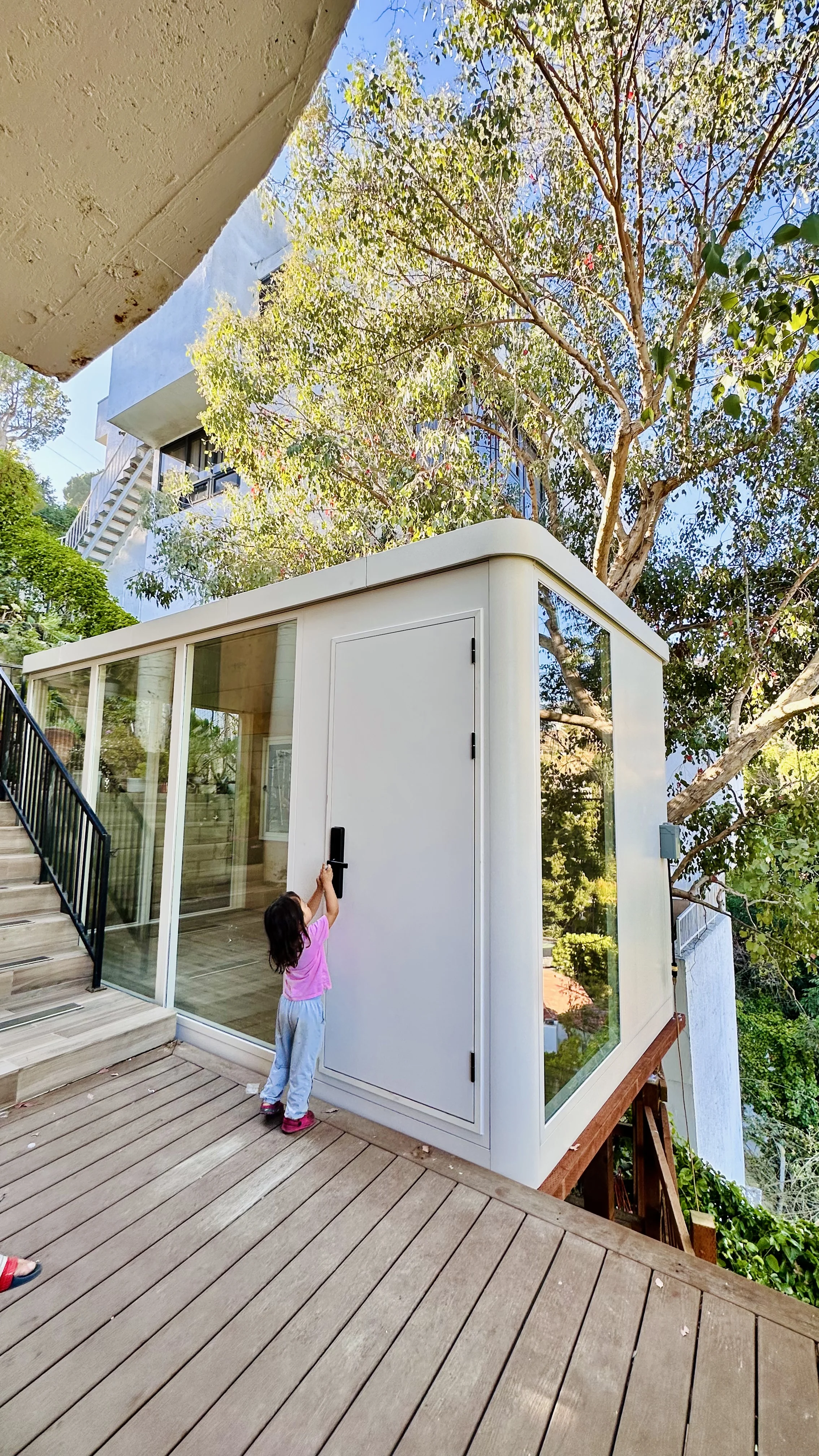 20250819 000549509 IOS