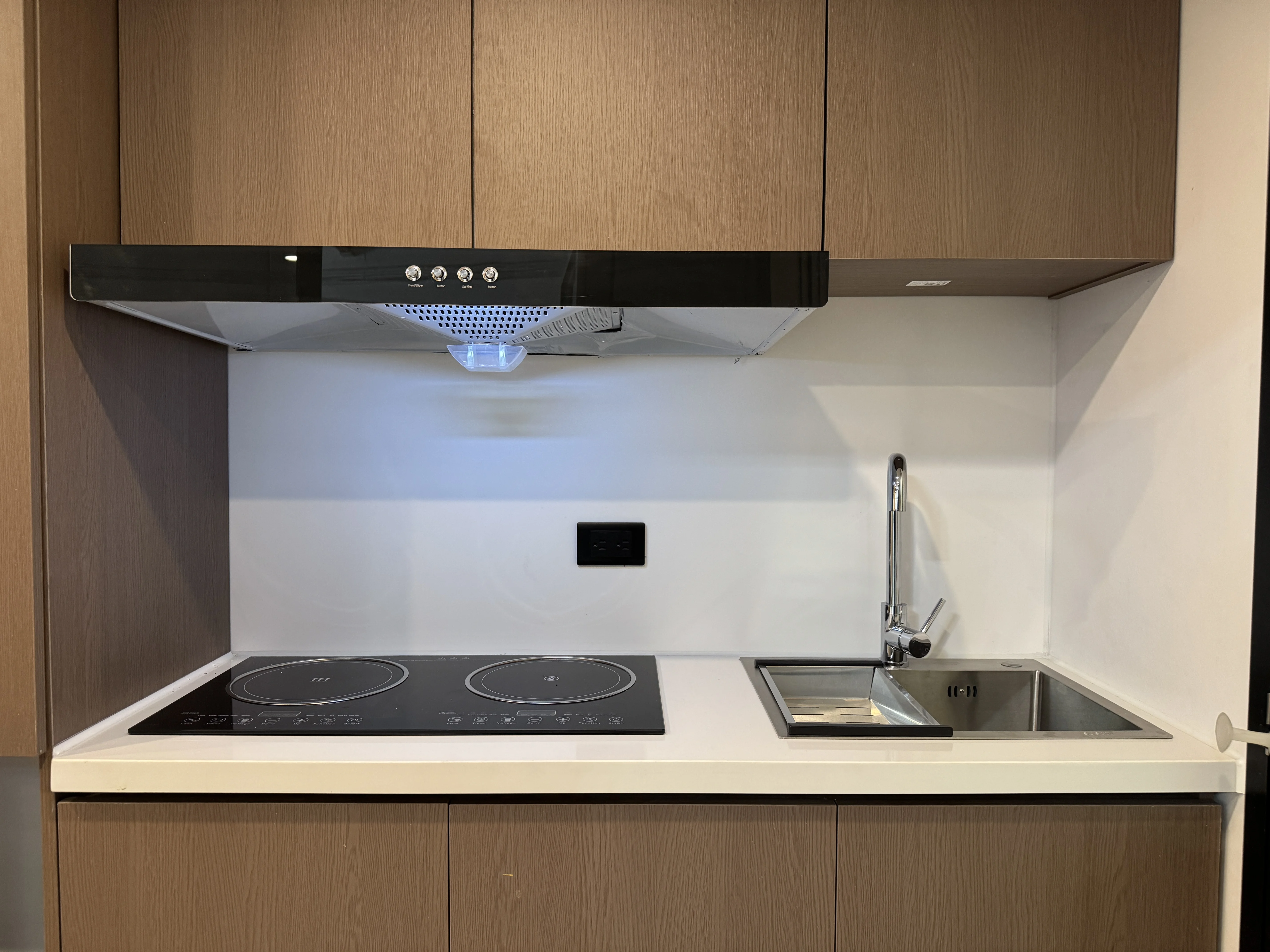 20250925 232302913 IOS